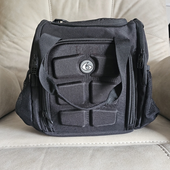 Six Pack Fitness Mini Crossbody Hand bag - Picture 1 of 13